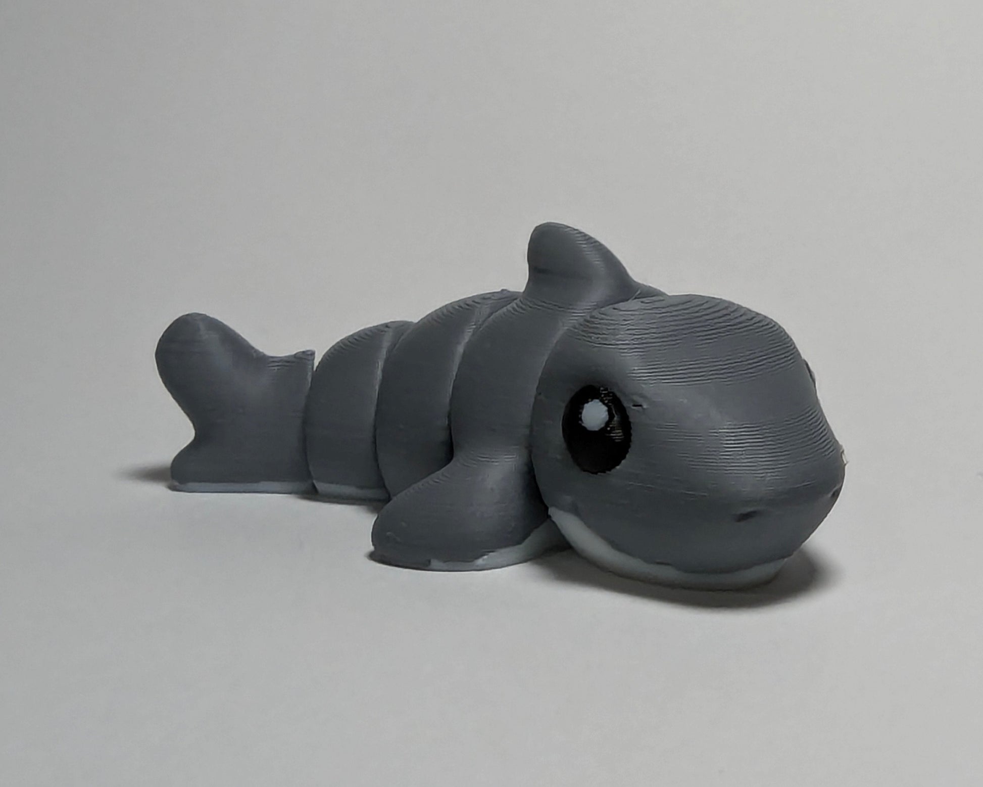Shark Jiggle Pets Flexi Mini Animal looking right