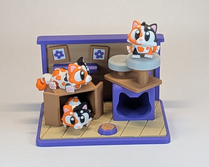 Tiny Habitat Cats Playset with posing cats